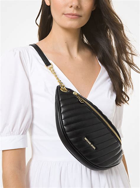 Michael Kors Mk Peyton Large Quilted Belt Bag in .